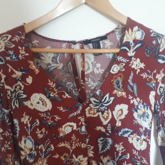 70's Style Floral Romper - Picture 2 of 5